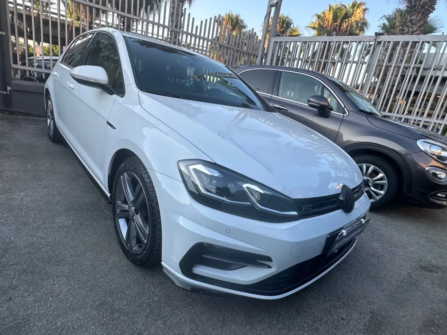Volkswagen Golf 1.6 TDI 115CV DSG 5p. R LINE INTERNO ED ESTERNO Sp Blanc - 1