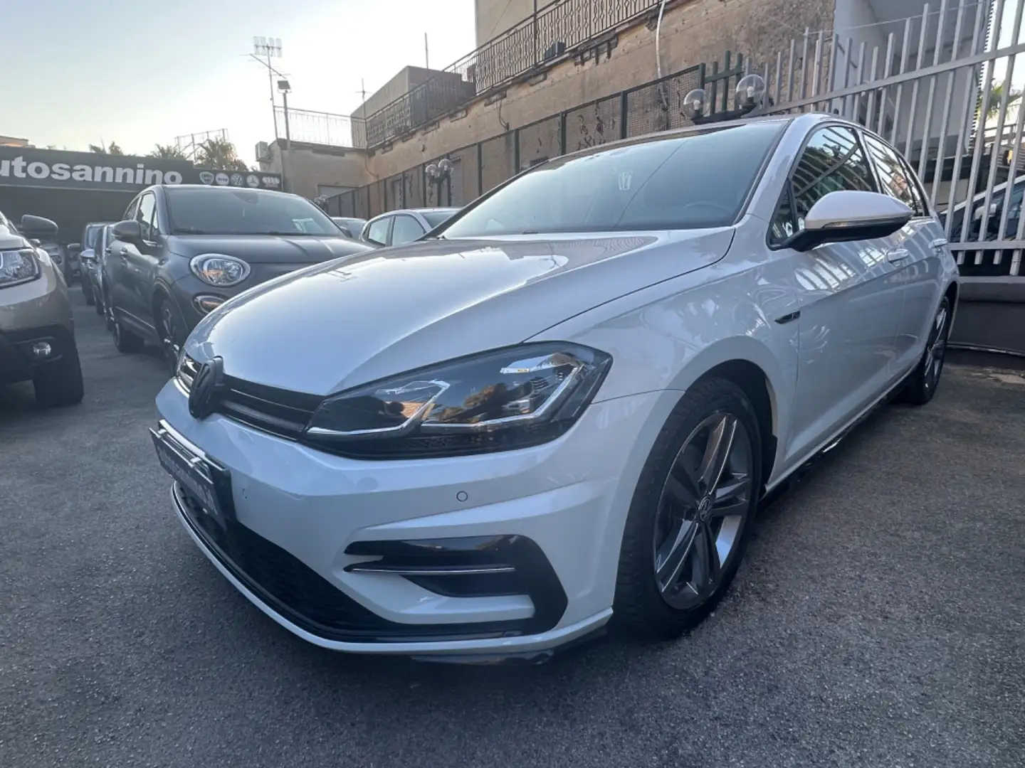 Volkswagen Golf 1.6 TDI 115CV DSG 5p. R LINE INTERNO ED ESTERNO Sp Blanc - 2