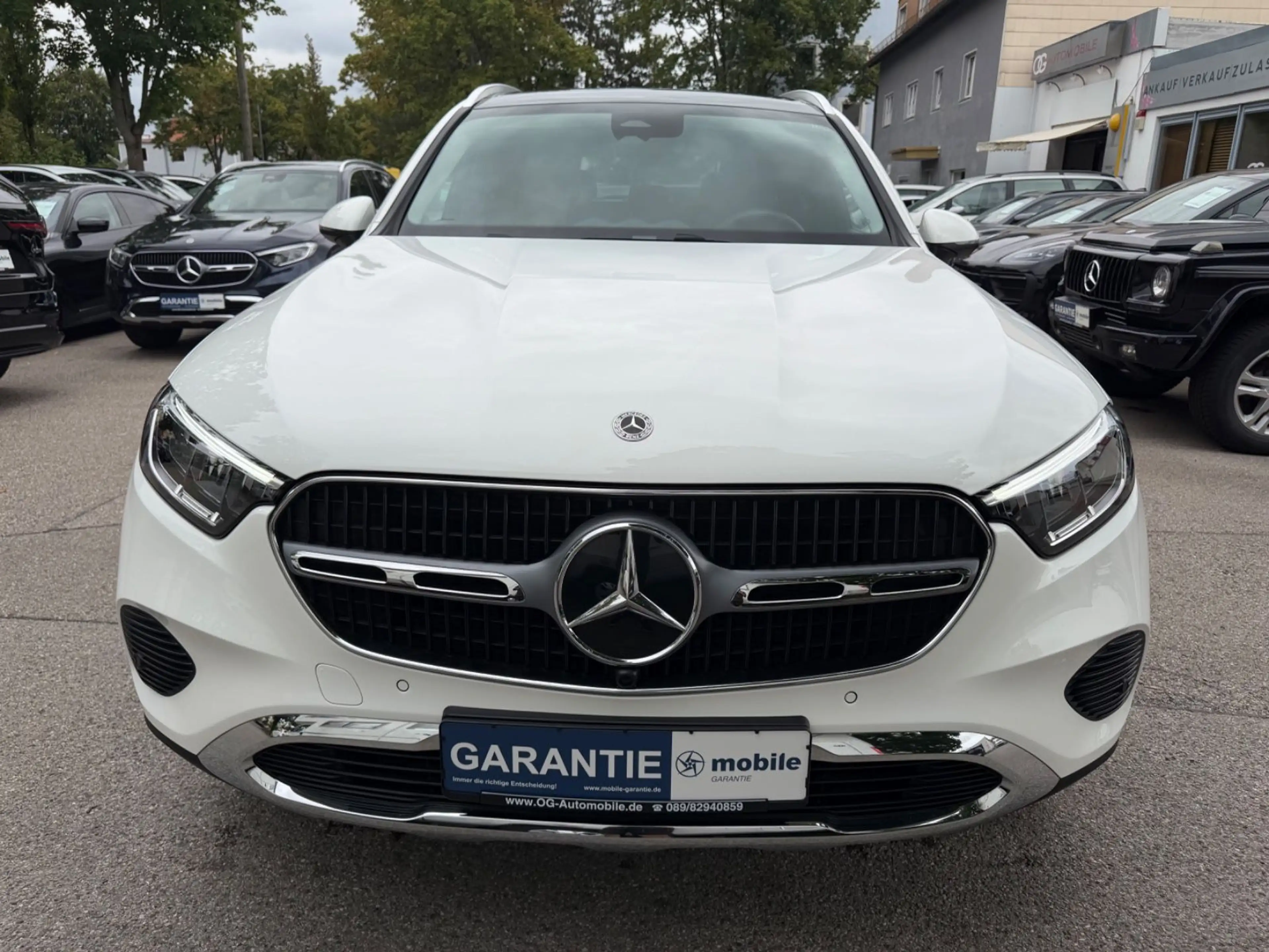 Mercedes-Benz GLC 200 4Matic AUT~Pano~Kam~Ambie~Distr~AHK~ — photo 8