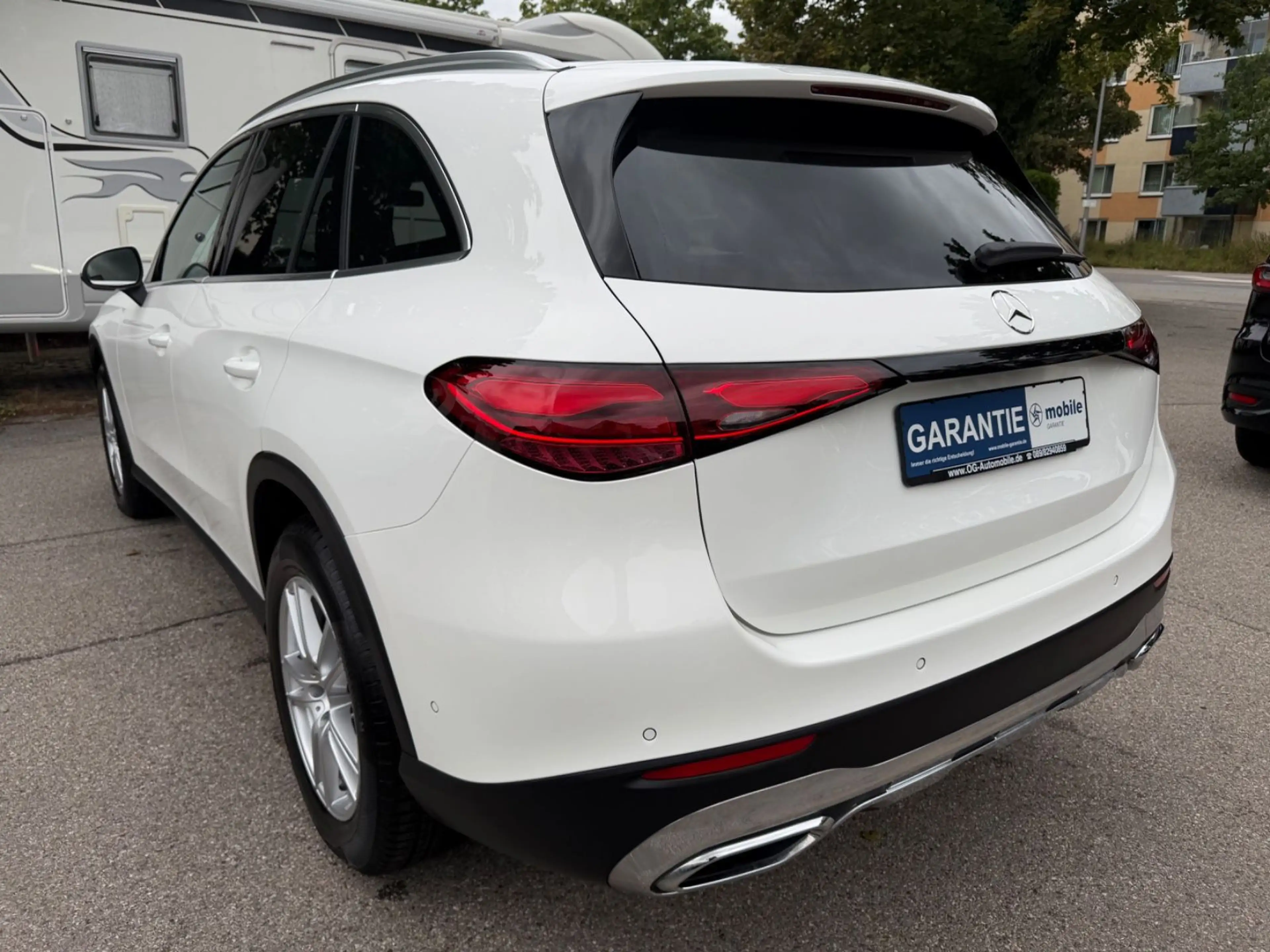 Mercedes-Benz GLC 200 4Matic AUT~Pano~Kam~Ambie~Distr~AHK~ — photo 3