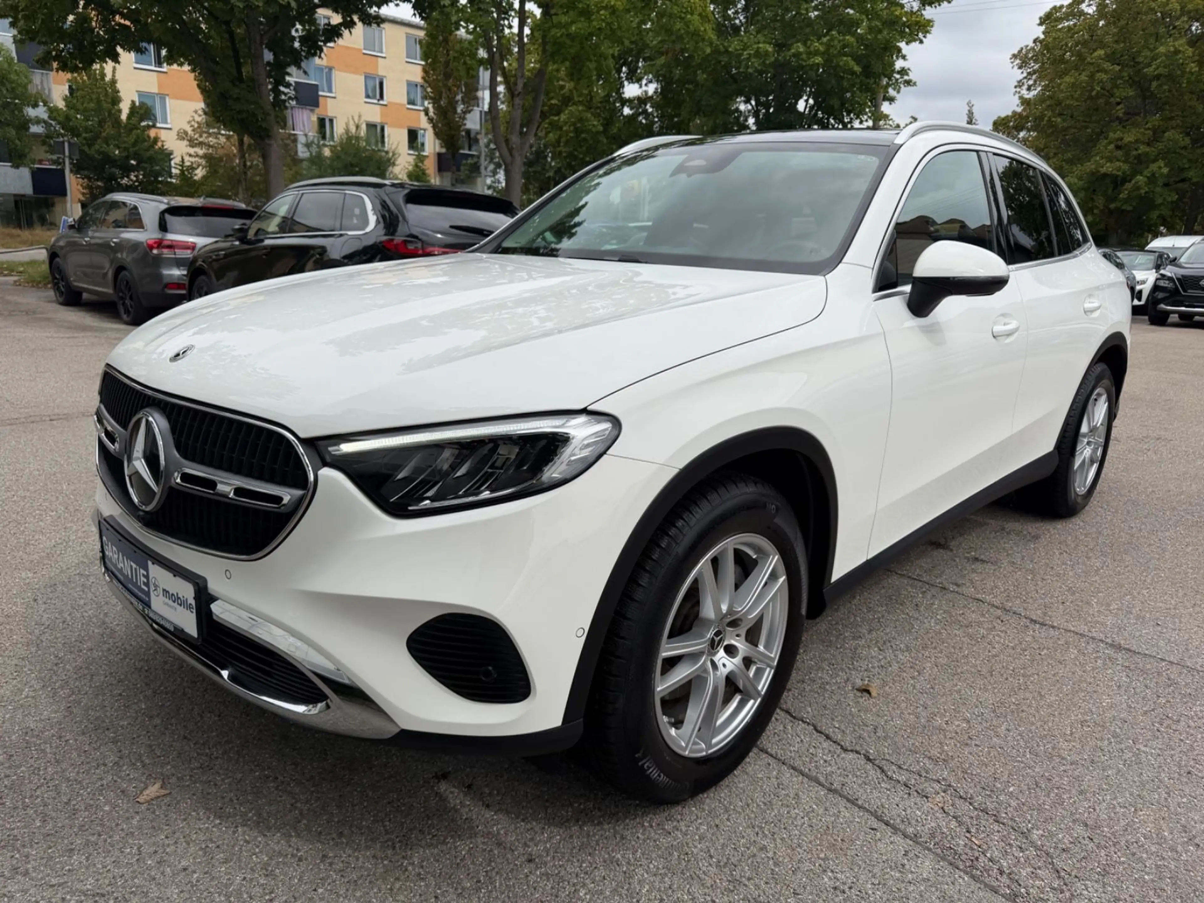 Mercedes-Benz GLC 200 4Matic AUT~Pano~Kam~Ambie~Distr~AHK~