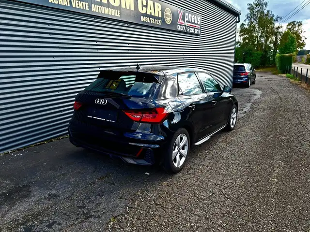 Audi A1 view 7