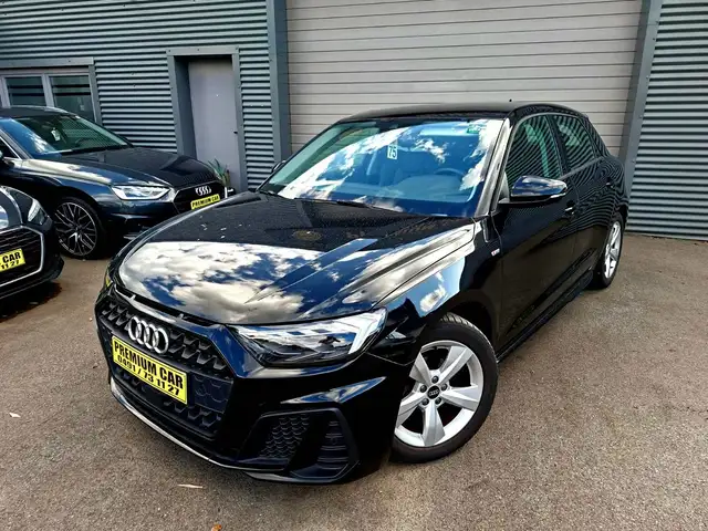 Audi A1 view 2