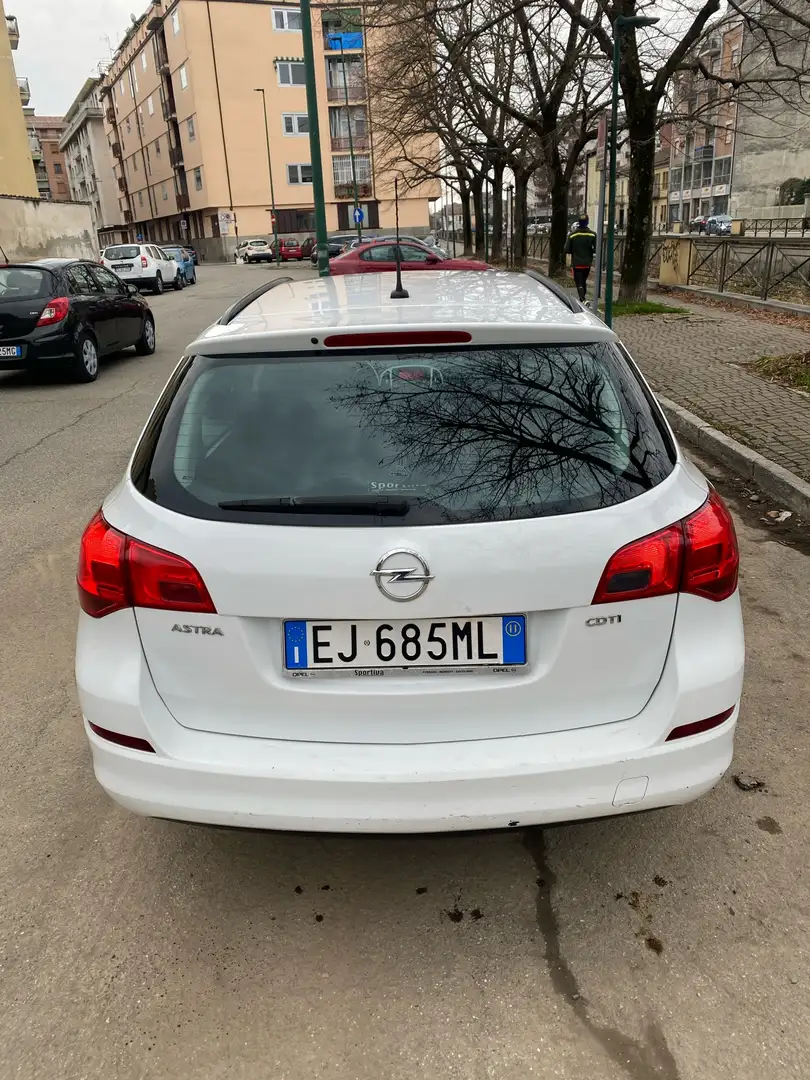 Opel Astra 5p 1.7 cdti Elective 110cv Bianco - 2