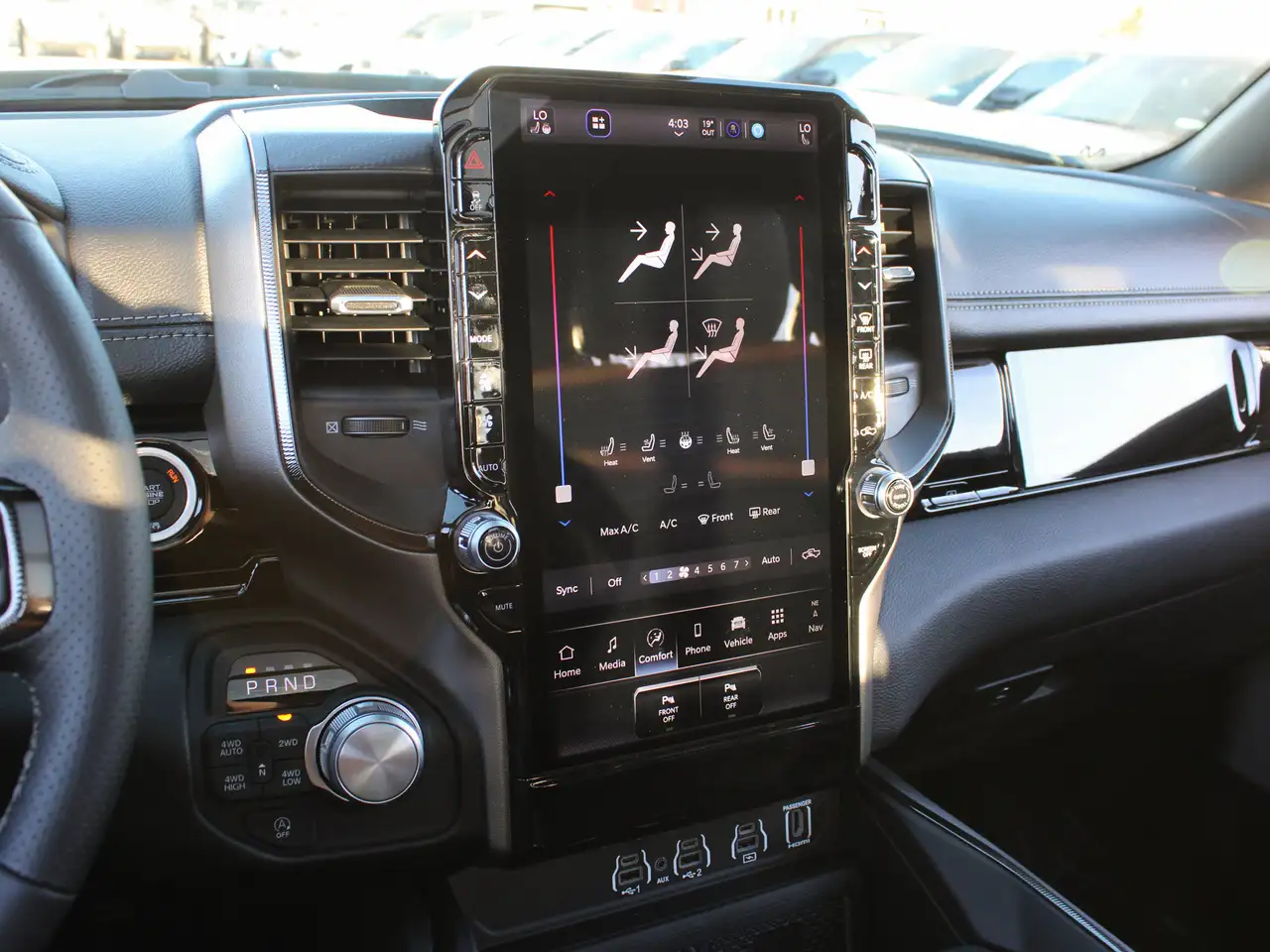 RAM 1500 снимка RAM 1500