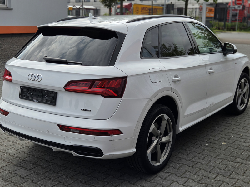 Audi Q5 3.0 TDI quattro S Line / LED — photo 6