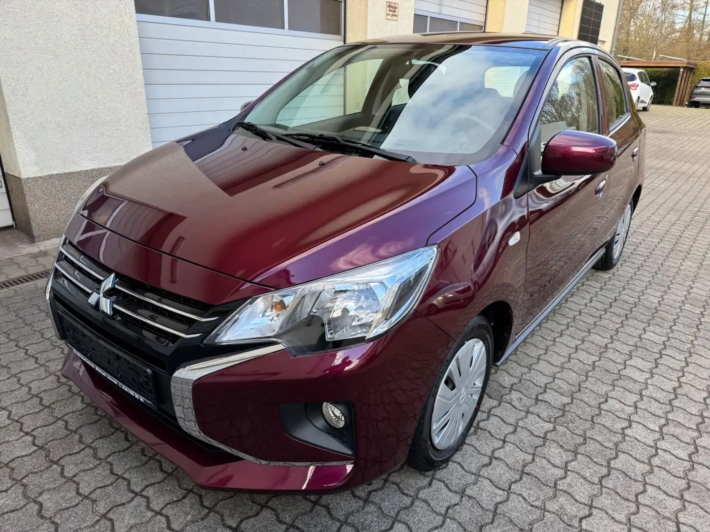 Mitsubishi Space Star Select Červená - 1