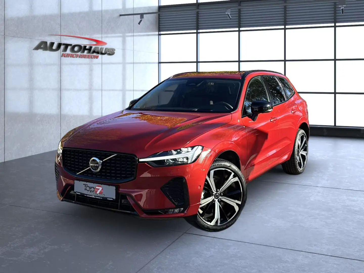 Volvo XC60 B5 (Benzin) Ultra Dark AWD Automatik Navi LED Rot - 2