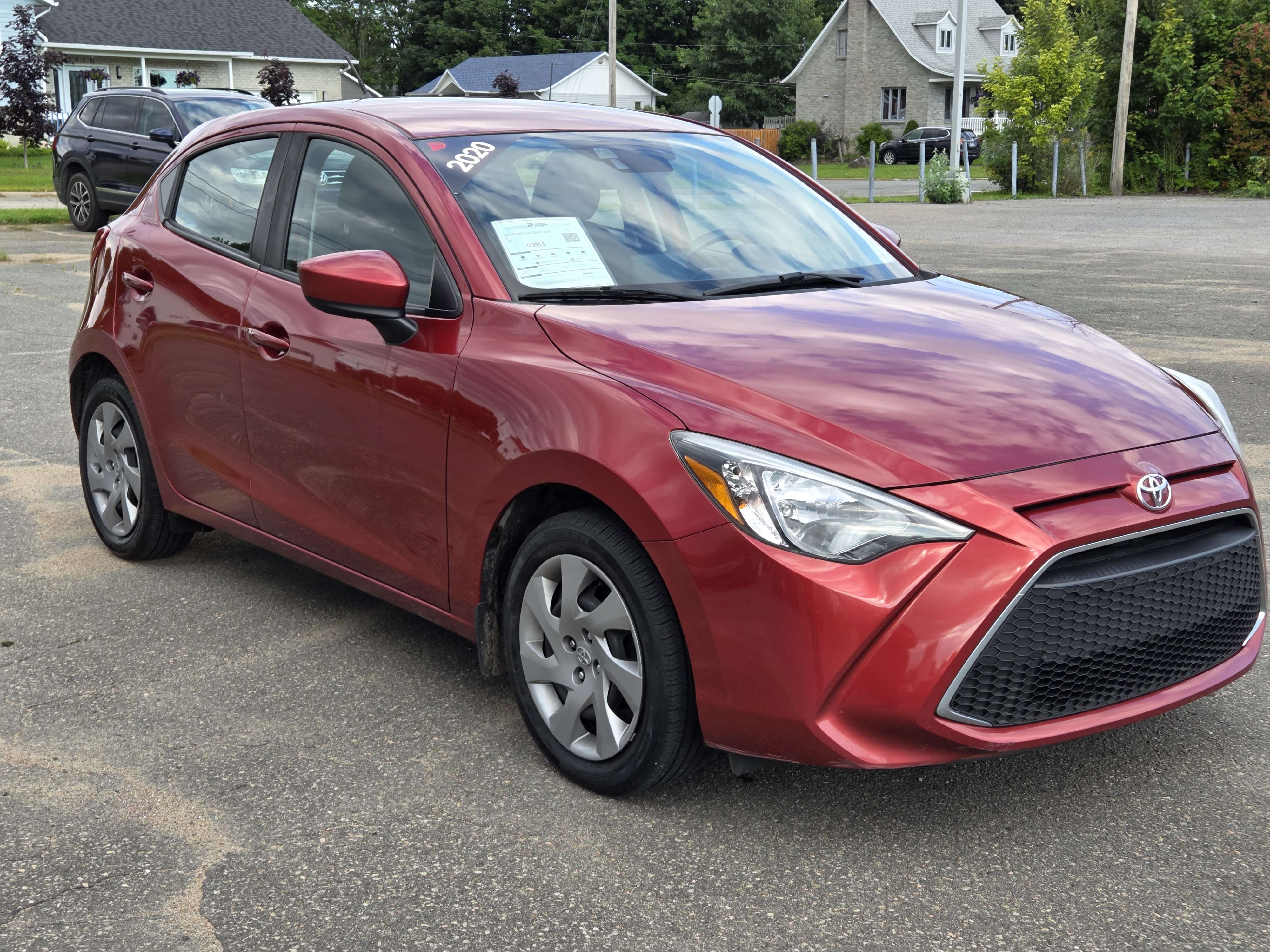 2020 Toyota Yaris Base LE