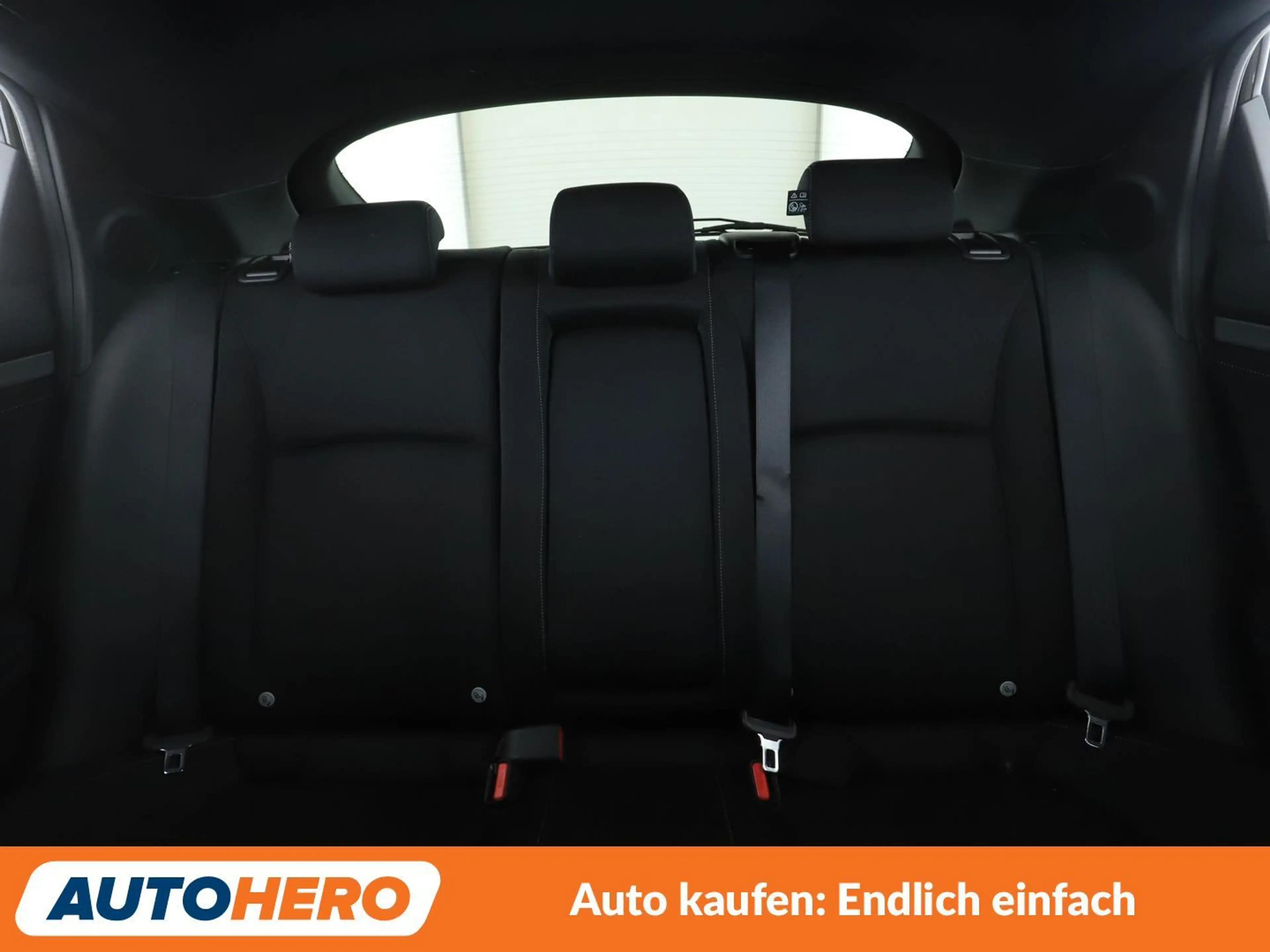 Honda Civic 1.5 VTEC Sport Plus*NAVI*LED*ACC*CAM*PDC*SHZ* — photo 15