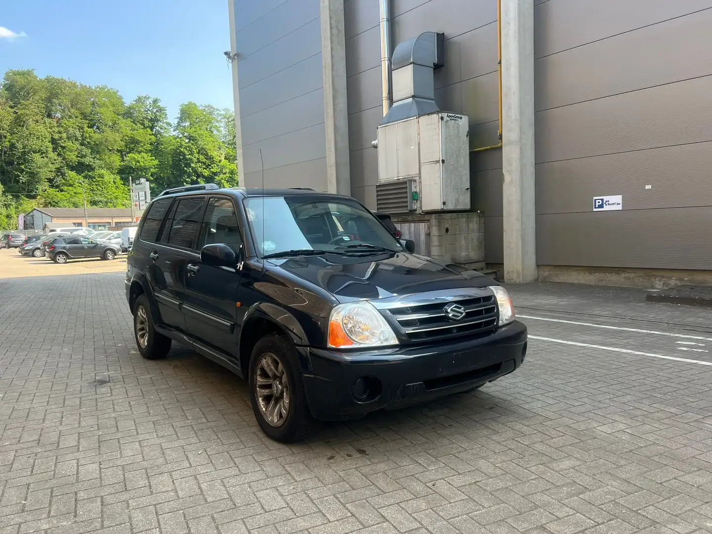 Suzuki XL-7 2.7i 4x4 AUT. EXPORT Zwart - 2