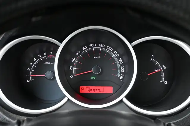 Kia Venga view 8