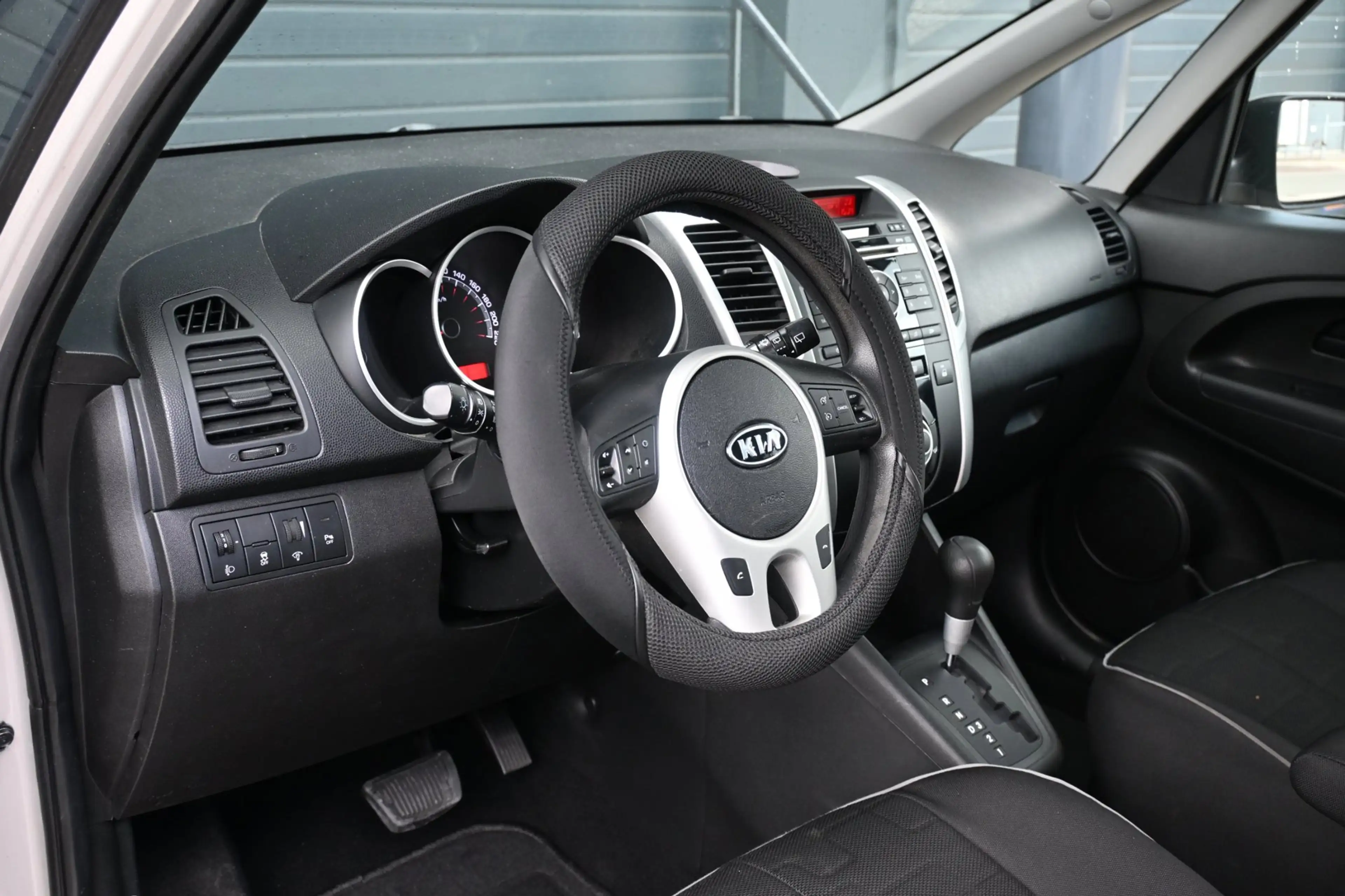 Kia Venga 1.6 CVVT X-tra, Bluetooth, Trekhaak, Cruise contro — photo 14