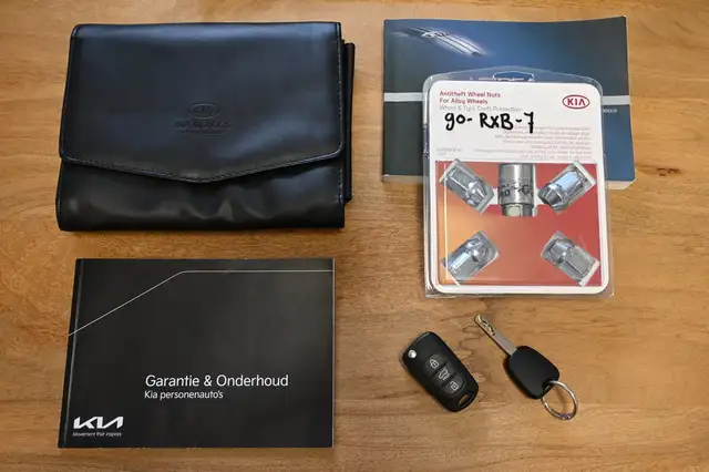 Kia Venga view 10
