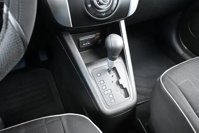 Kia Venga view 18
