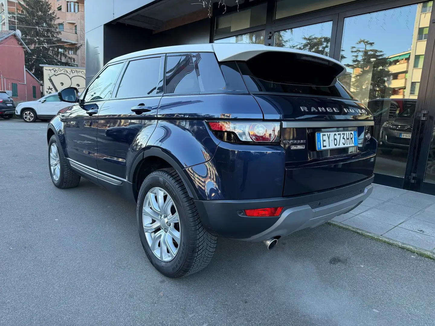 Land Rover Range Rover Evoque Range Rover Evoque 2.2 TD4 5p. Loire Edition Pure Blau - 2
