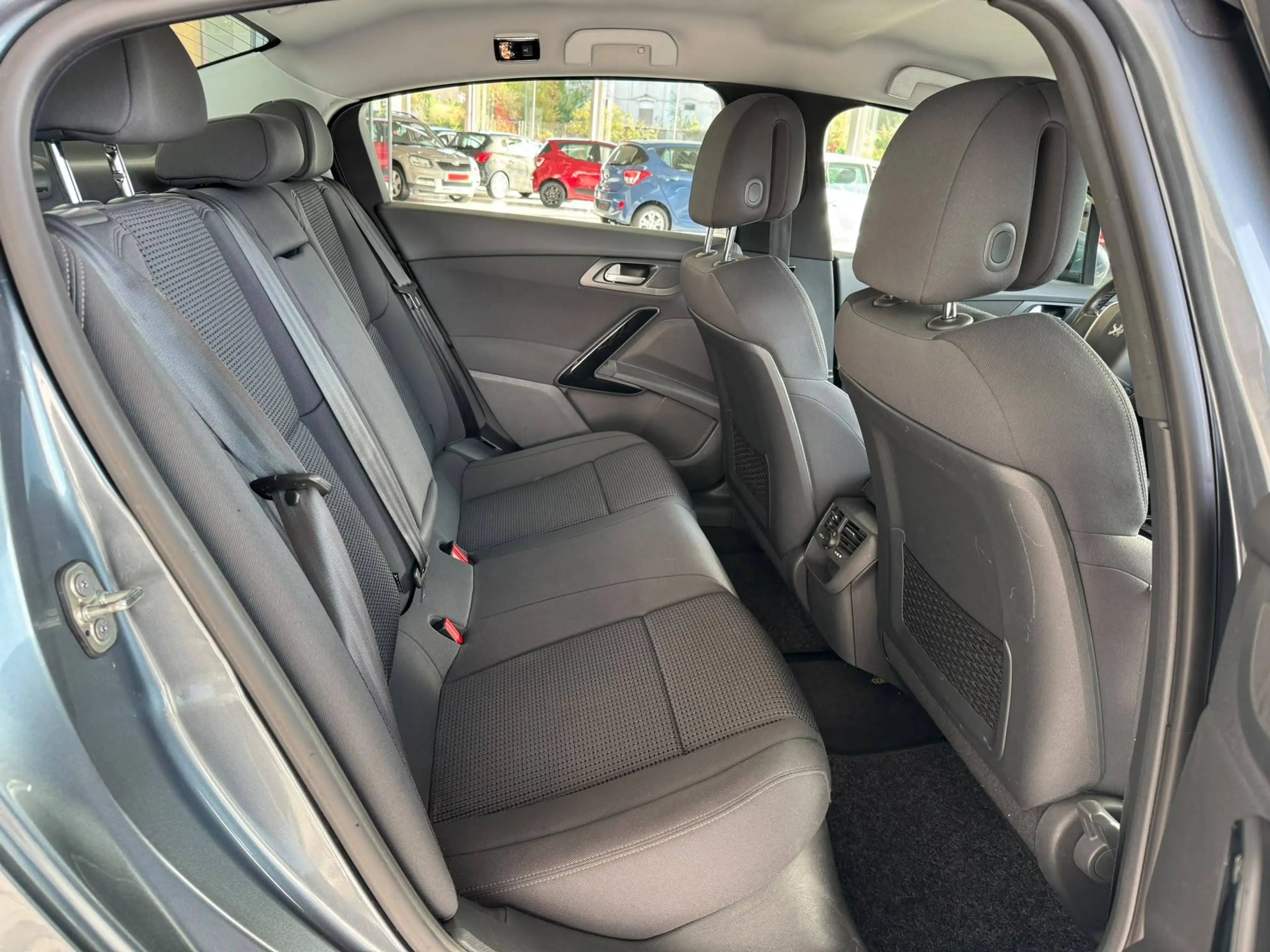 Peugeot 508 🟩1.6 DIESEL 110CV - AIRCO - CRUISE - CAPTEUR DE STATIONEMENT — photo 19
