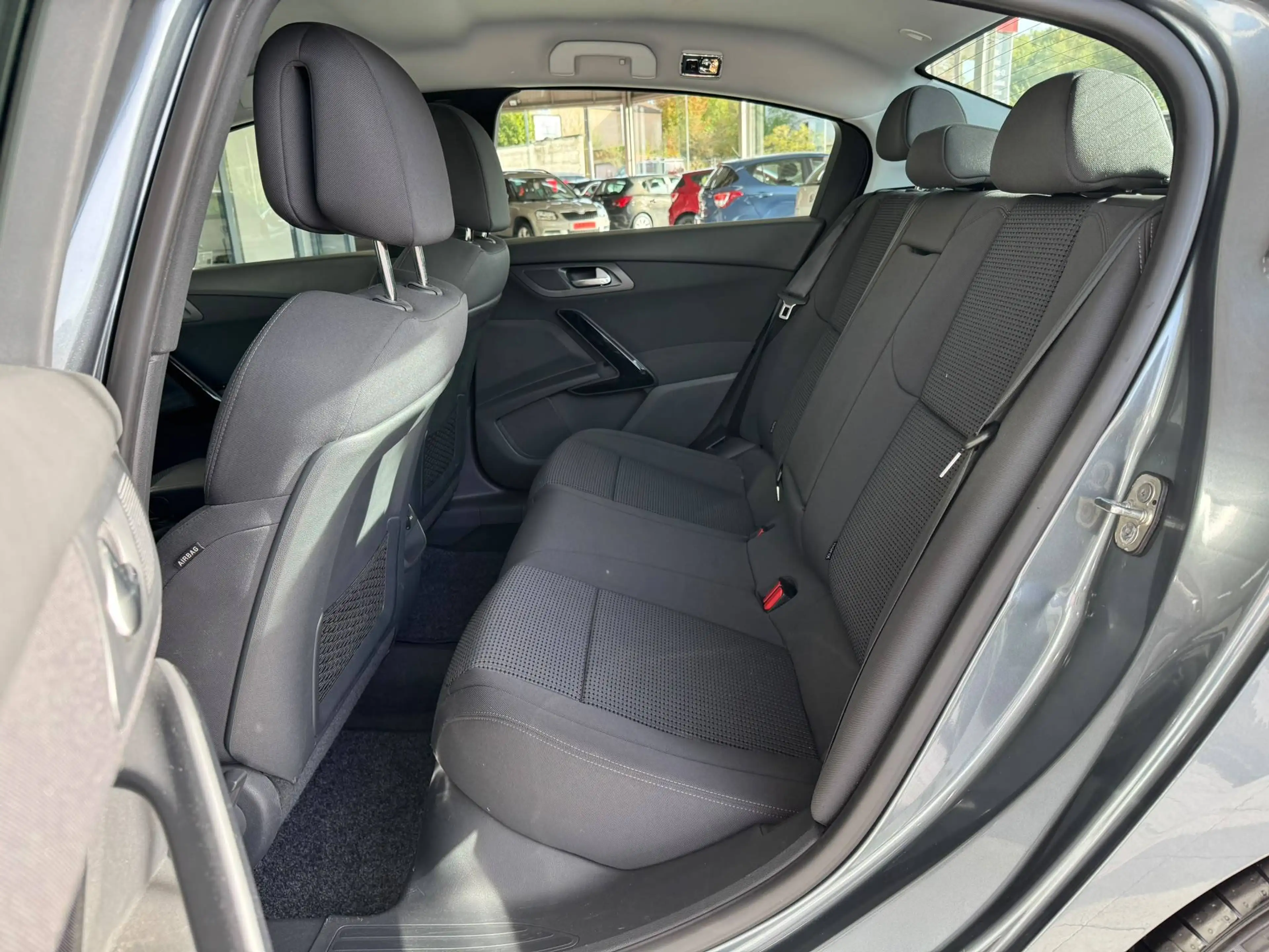 Peugeot 508 🟩1.6 DIESEL 110CV - AIRCO - CRUISE - CAPTEUR DE STATIONEMENT — photo 17