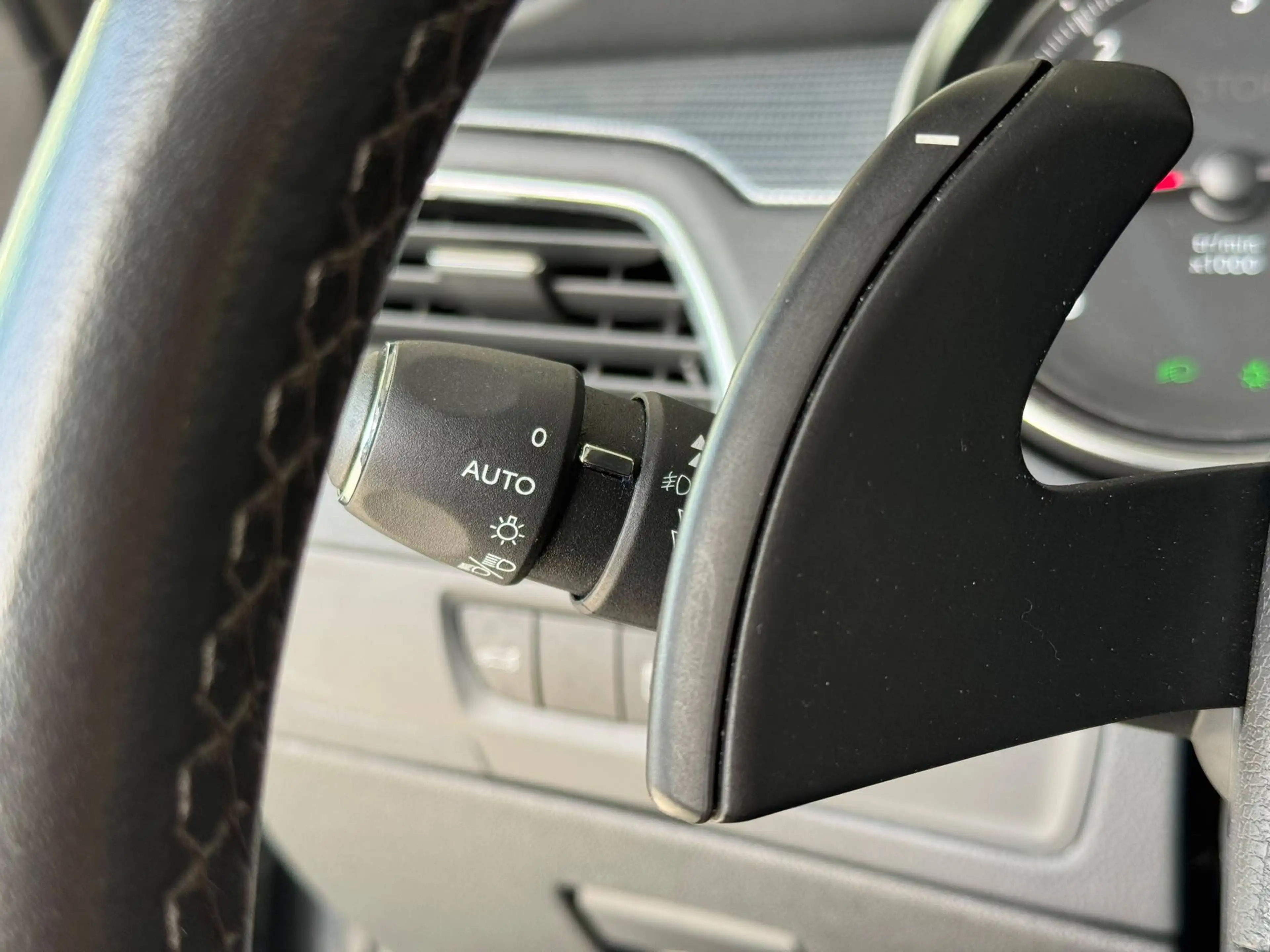 Peugeot 508 🟩1.6 DIESEL 110CV - AIRCO - CRUISE - CAPTEUR DE STATIONEMENT — photo 12