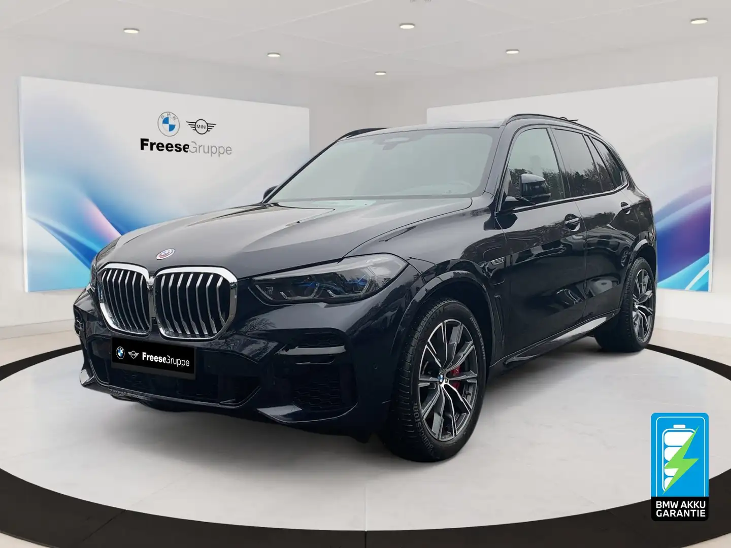 BMW X5 xDrive45e M-Sport Pano Sky Lounge HUD AHK Schwarz - 1
