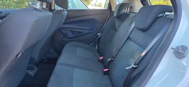 Ford Fiesta view 5