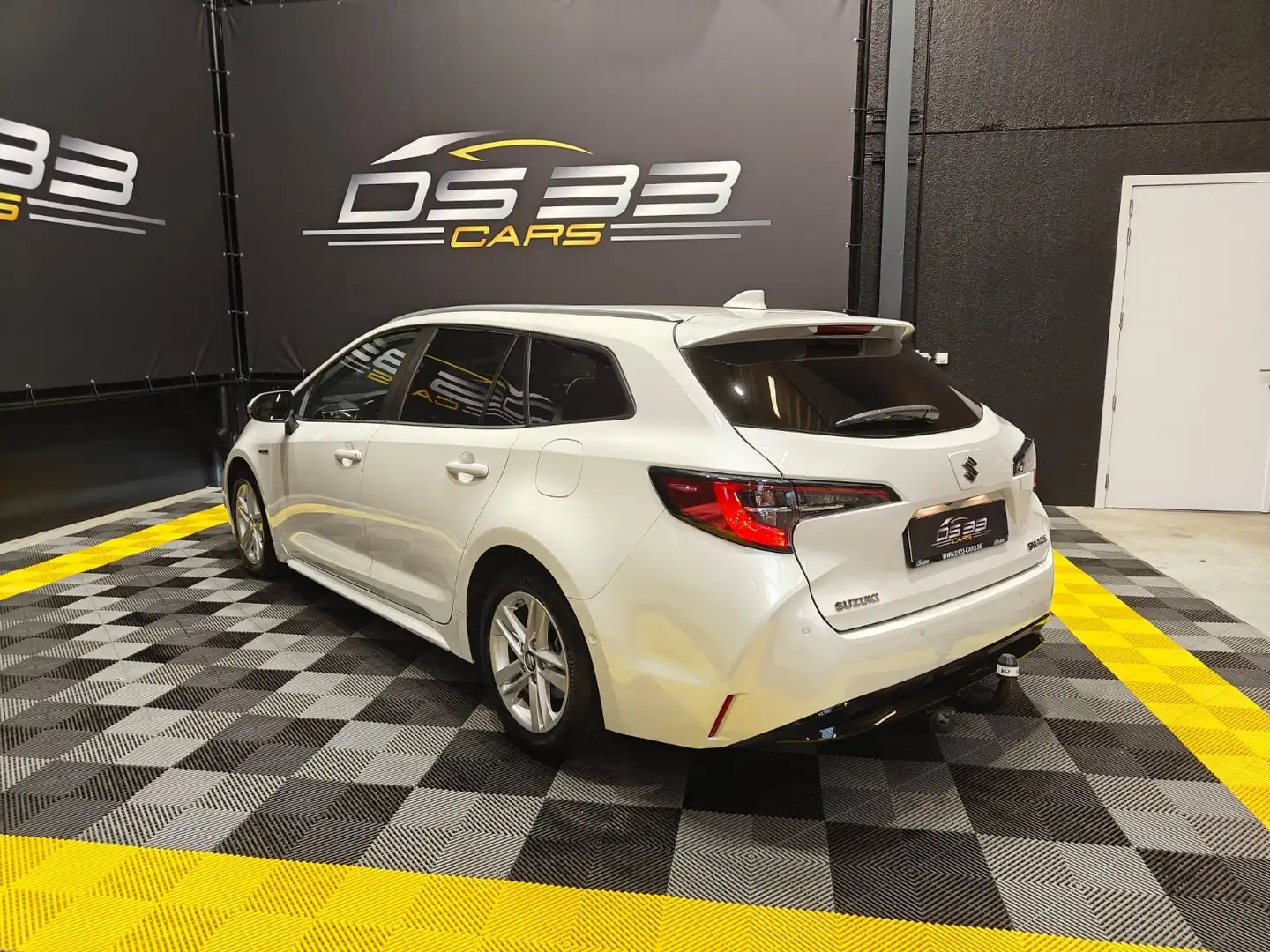 Suzuki Swace Swace 1.8 Hybrid Comfort GLX/ Zeer veel opties Blanc - 2