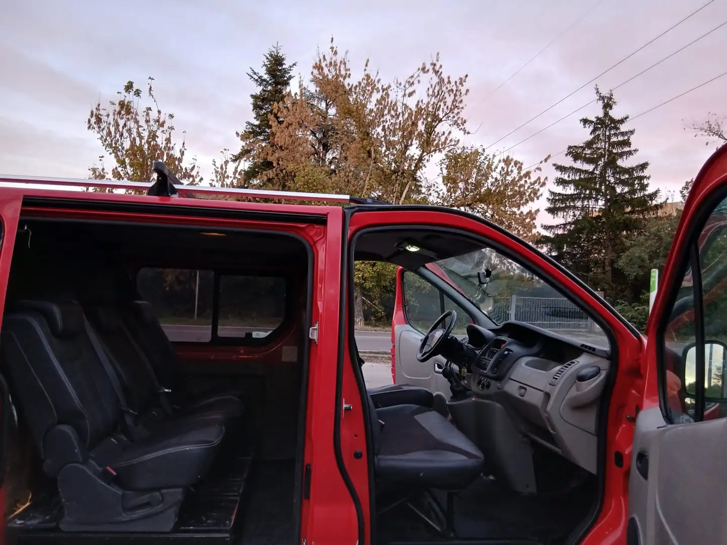 Renault Trafic 2.0 dCi 115 FAP L2H2 - 2