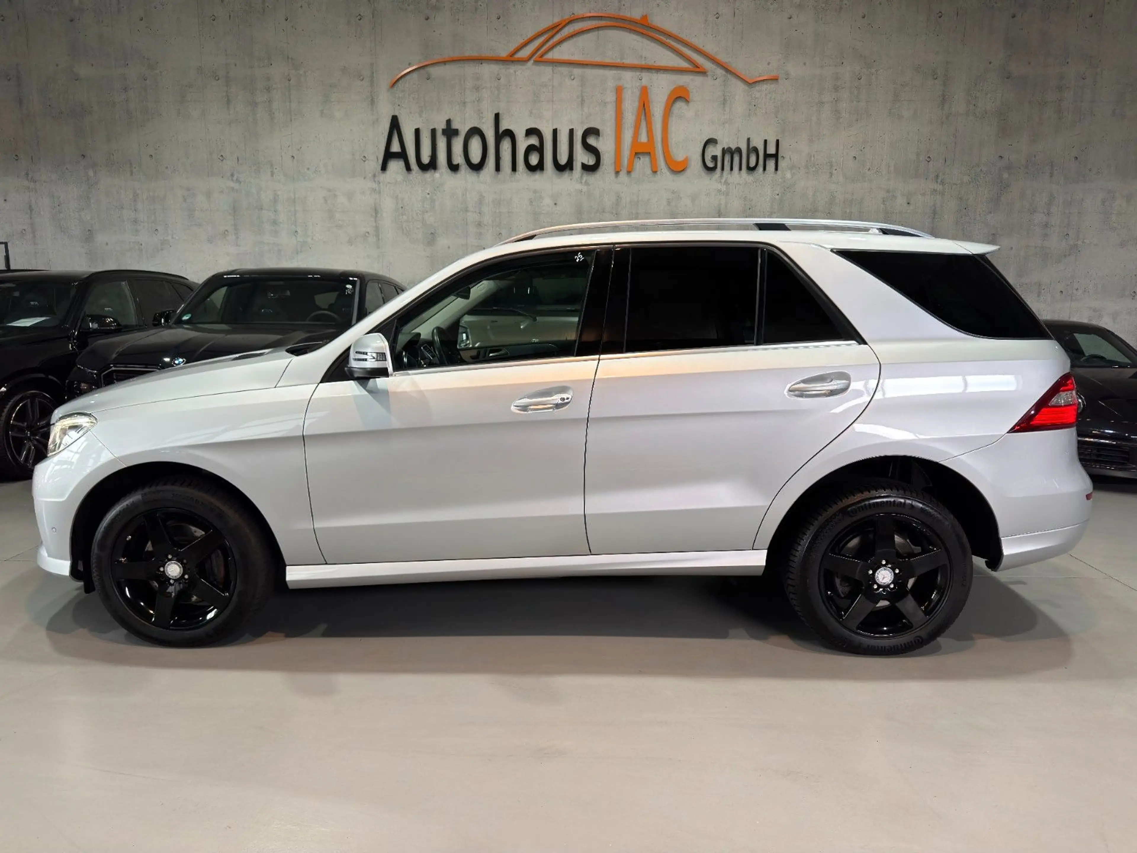 Mercedes-Benz ML 350 /BlueTec/PANO/LED/360*/AHK/LEDER/AMG — photo 6