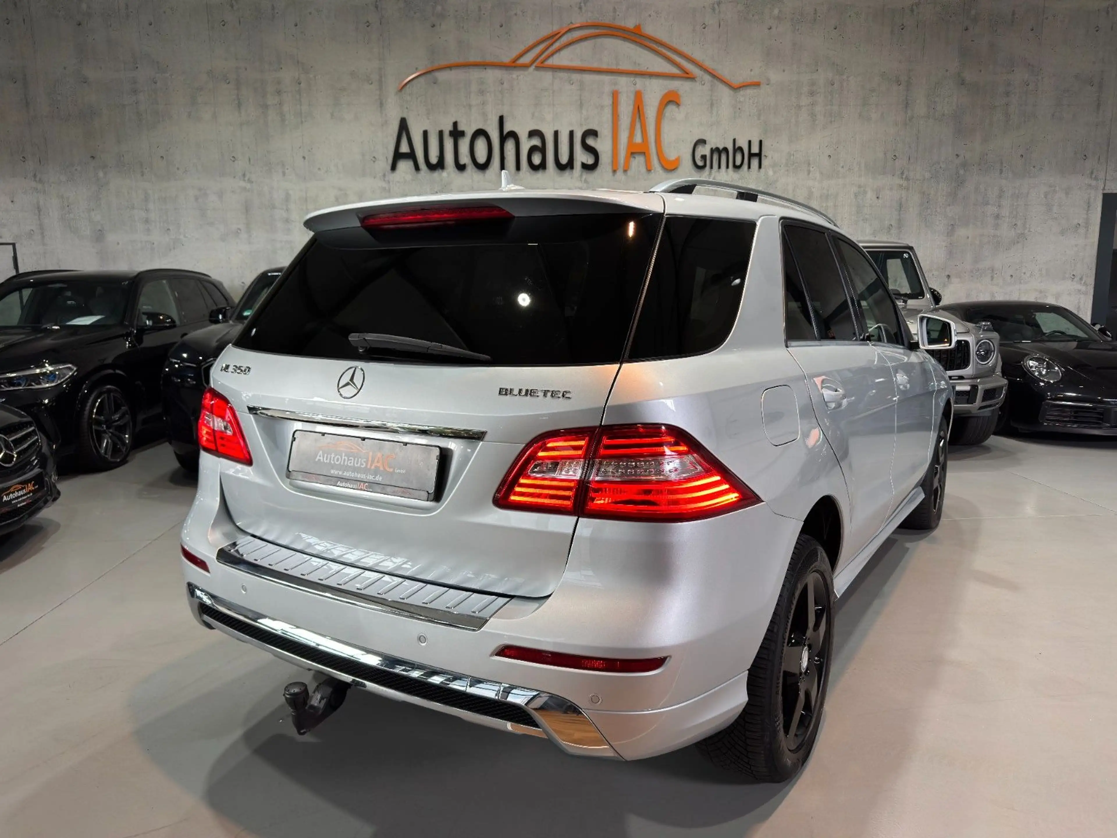 Mercedes-Benz ML 350 /BlueTec/PANO/LED/360*/AHK/LEDER/AMG — photo 2