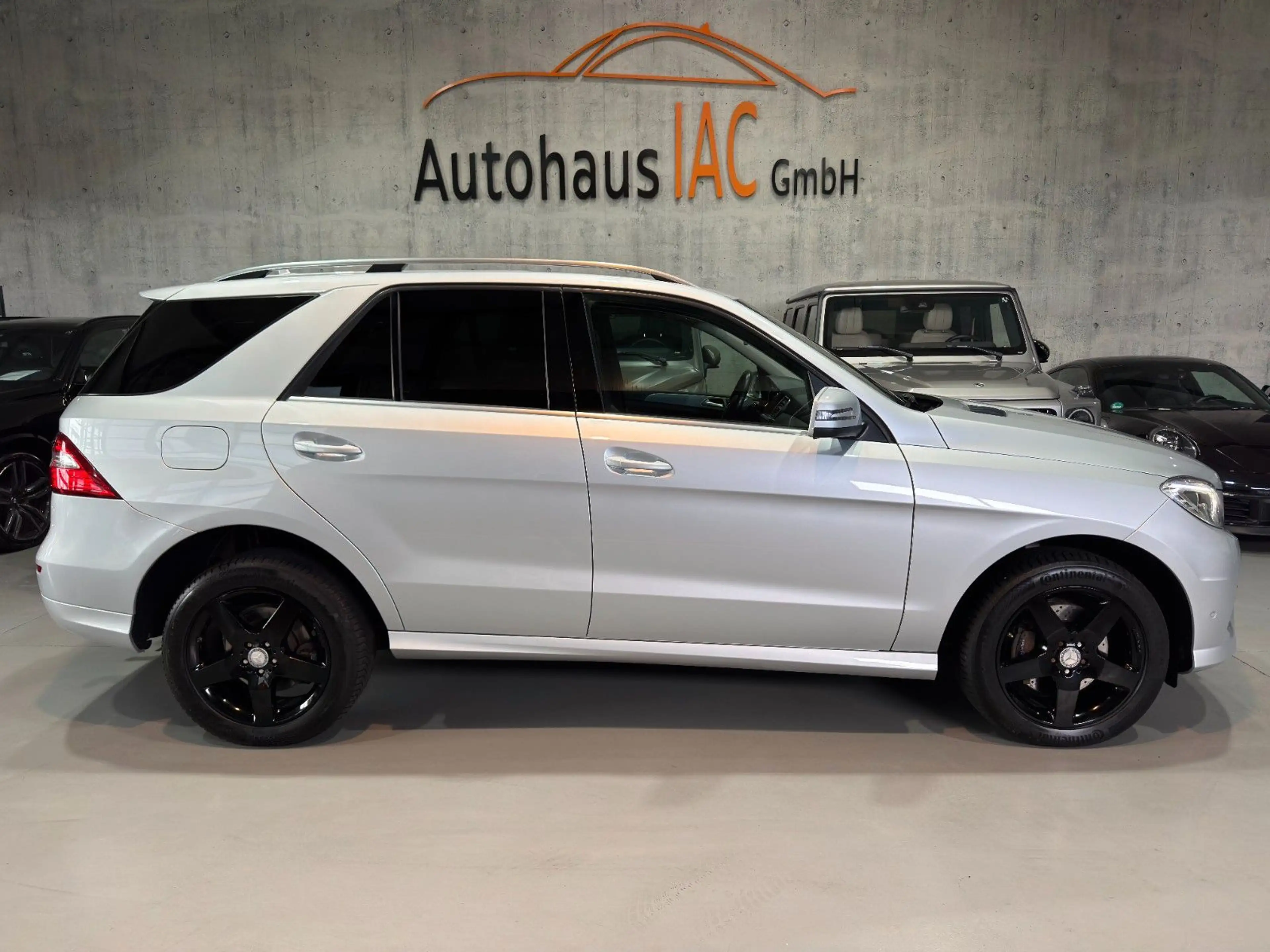 Mercedes-Benz ML 350 /BlueTec/PANO/LED/360*/AHK/LEDER/AMG — photo 7