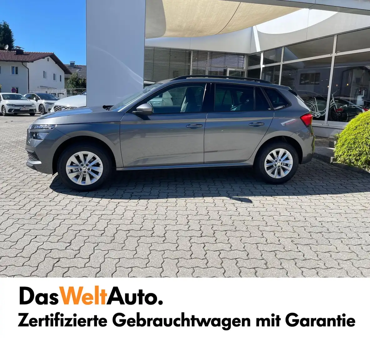 Skoda Kamiq Active TSI Grau - 2