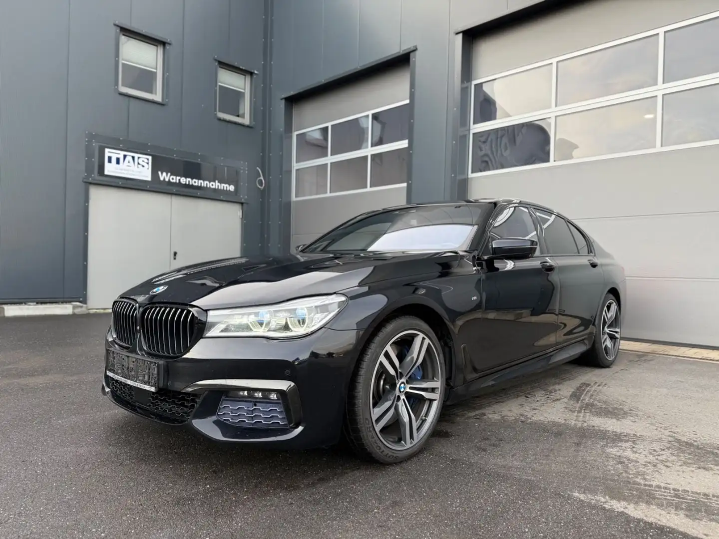 BMW 750 d xDrive,M-Sport,B&W,360°,Nappa,Standhz, Zwart - 2