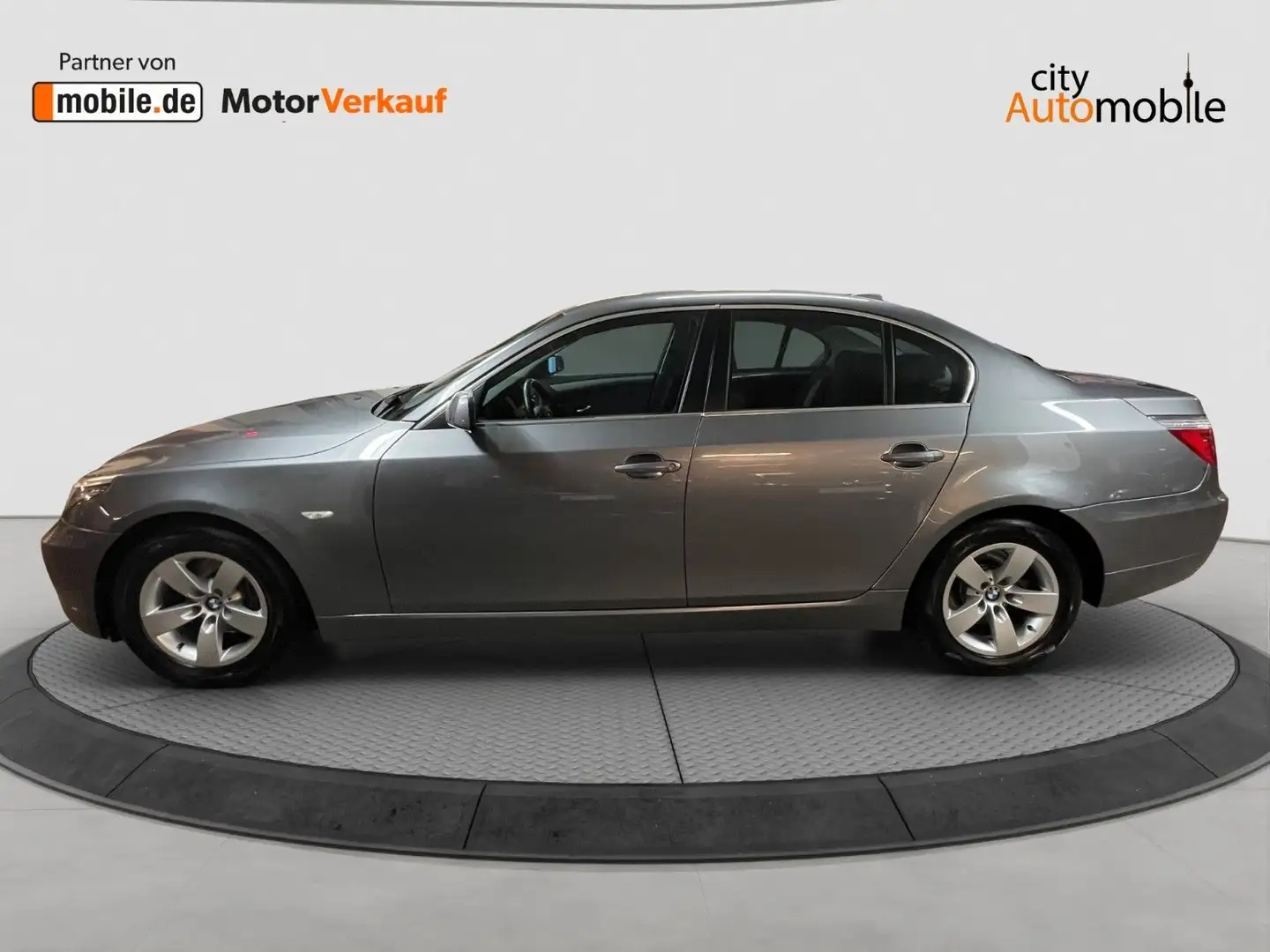 BMW 523 i Lim./Tempomat/Scheckheftgepflegt Grau - 2