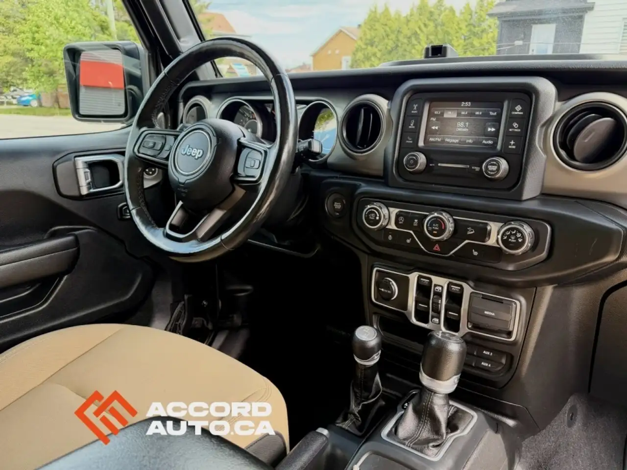Jeep Wrangler снимка Jeep Wrangler