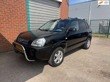 2.7i V6 4WD Style automaat Bj:2005