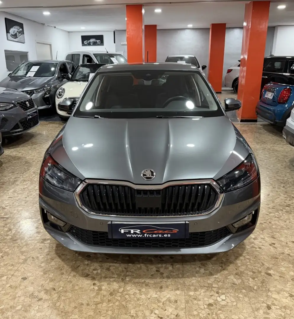 Skoda Fabia 1.0 TSI Selection DSG 85kW Gris - 2