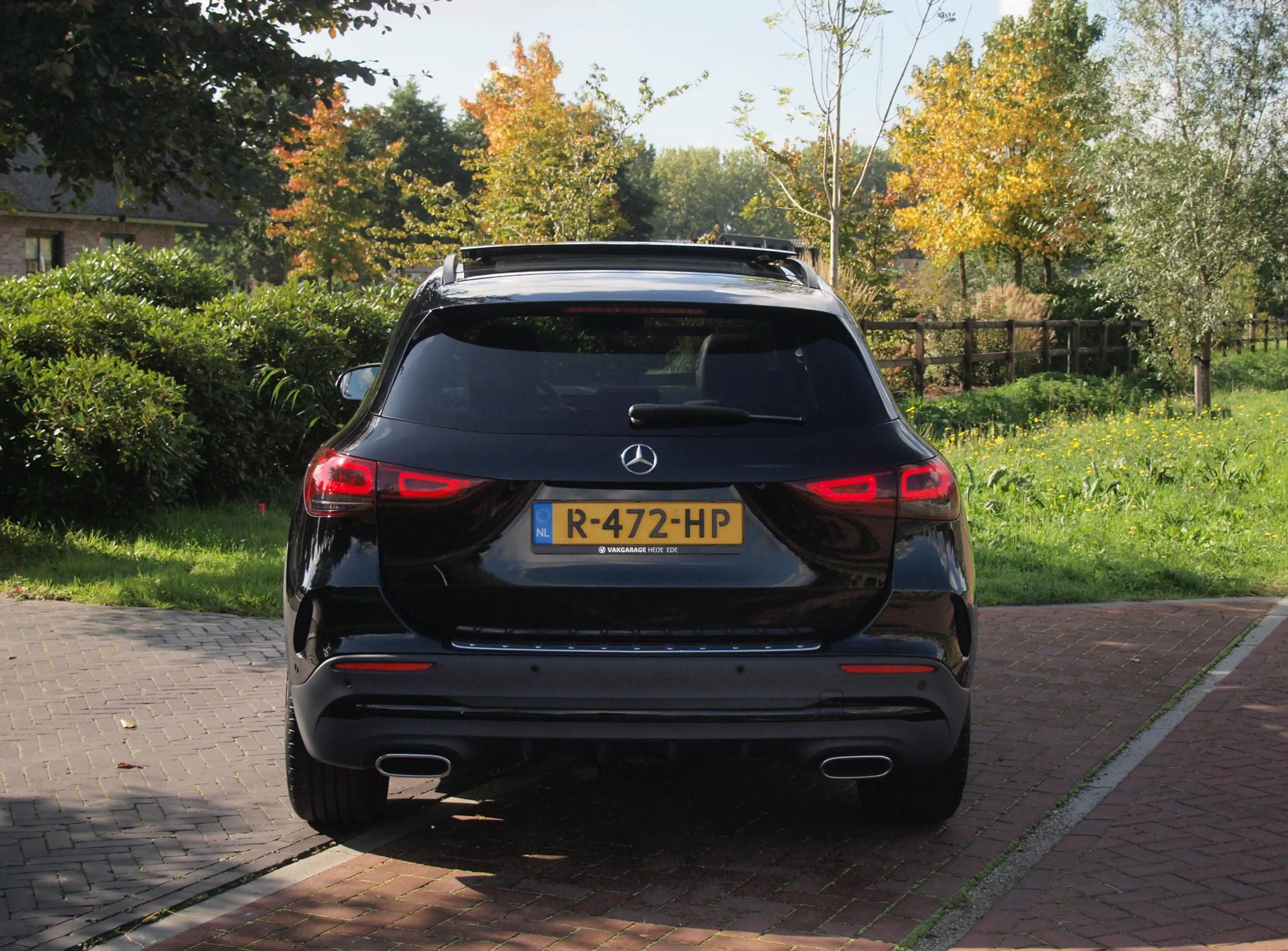 Mercedes-Benz GLA 180 AMG Line | Panoramadak | Camera | Trekhaak | Sfeer — photo 9