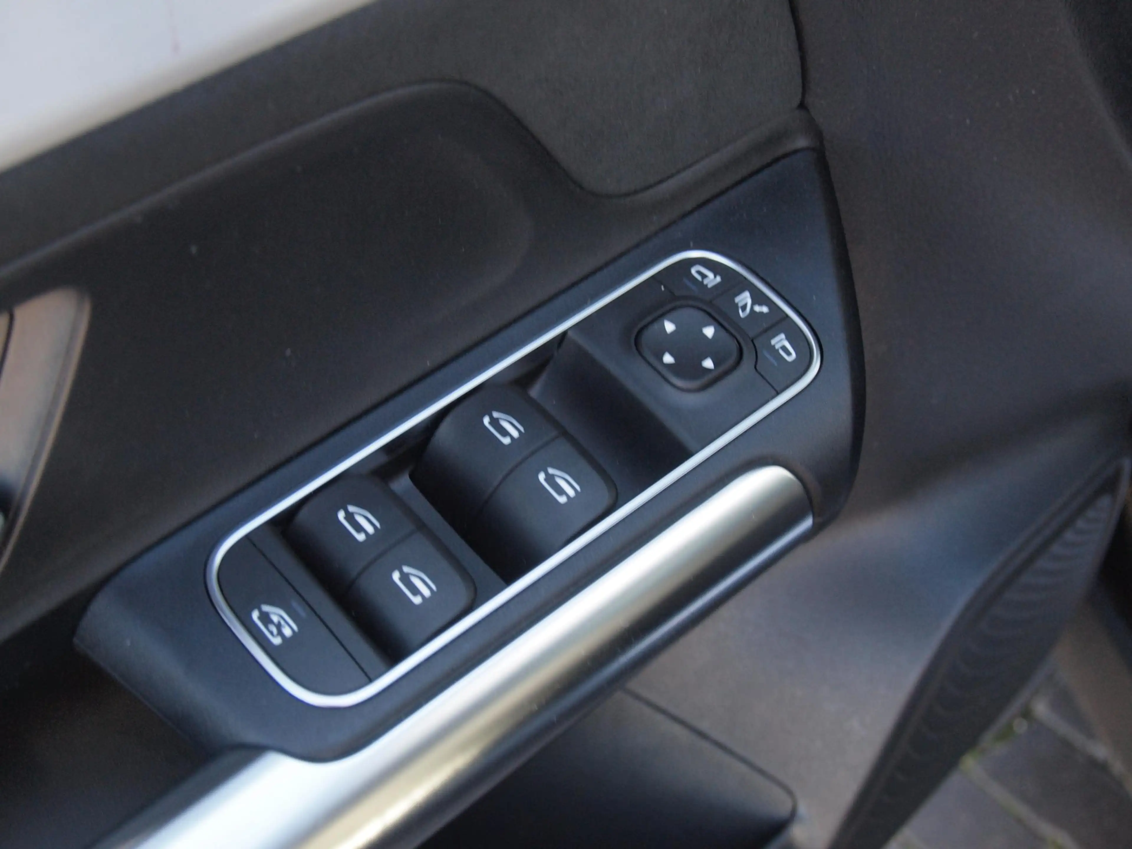 Mercedes-Benz GLA 180 AMG Line | Panoramadak | Camera | Trekhaak | Sfeer — photo 28