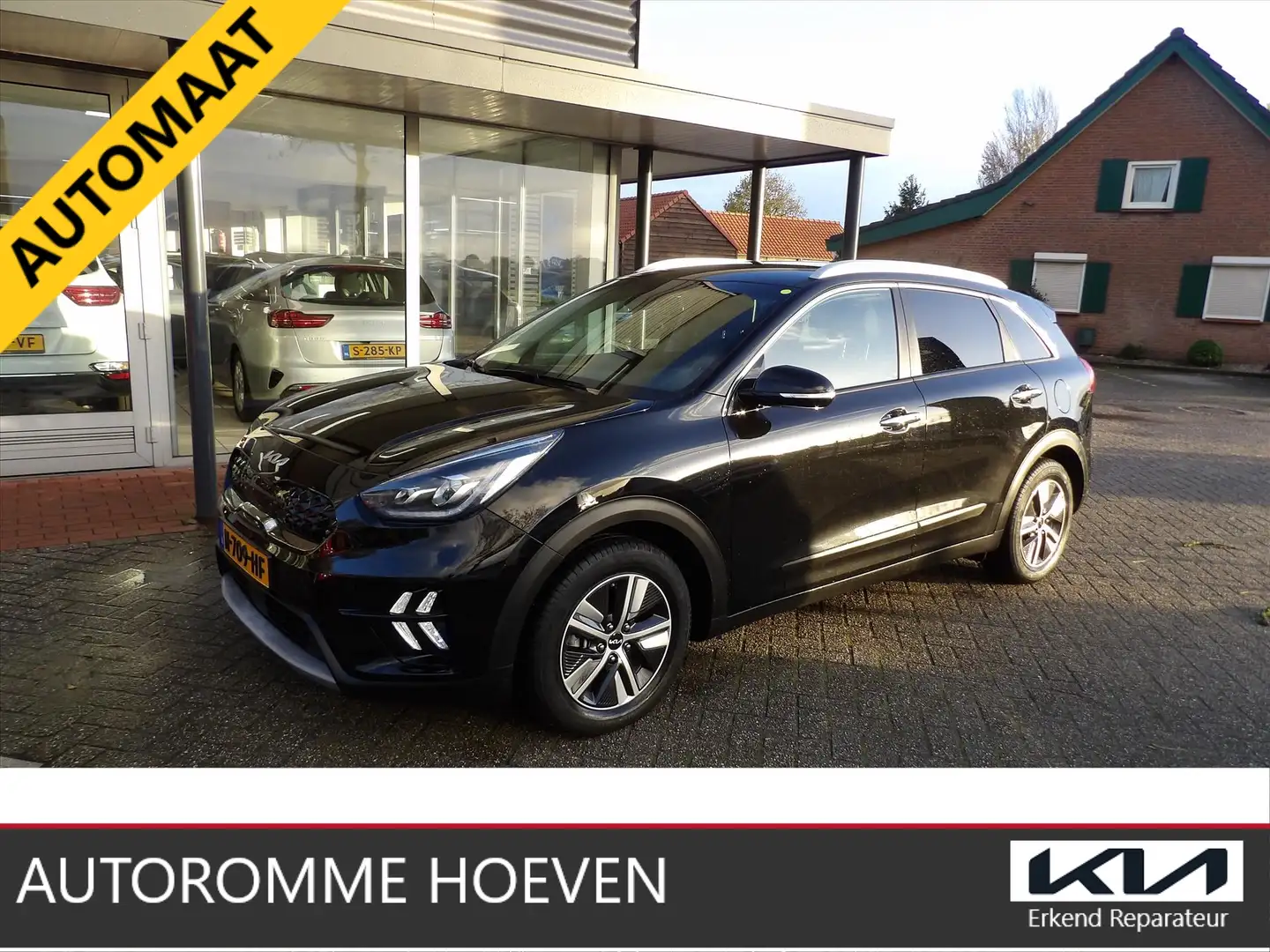 Kia Niro 1.6 Hybrid AUTOMAAT DynamicPlusLine 15.000km Zwart - 1
