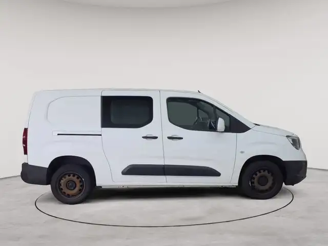 Opel Combo view 3