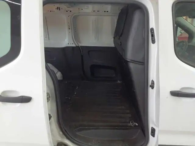Opel Combo view 13