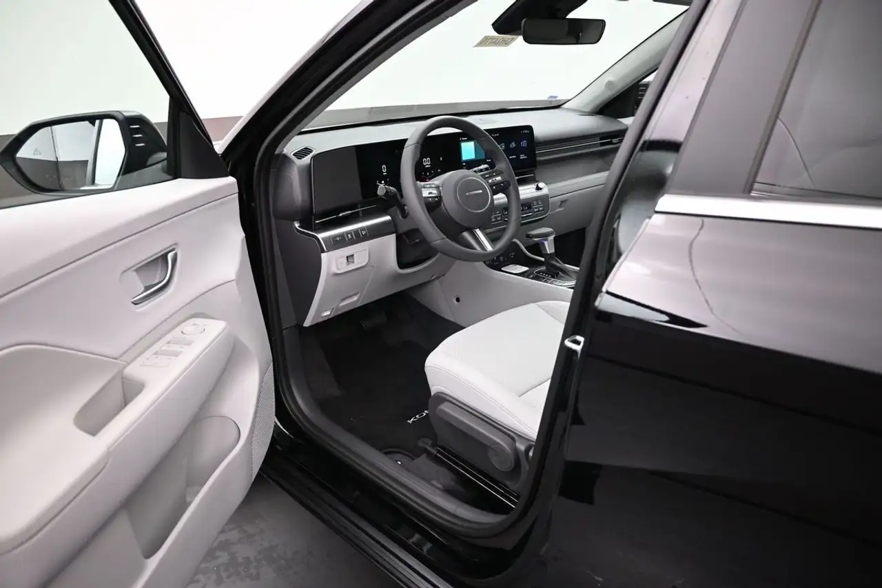 Hyundai KONA photo Hyundai KONA