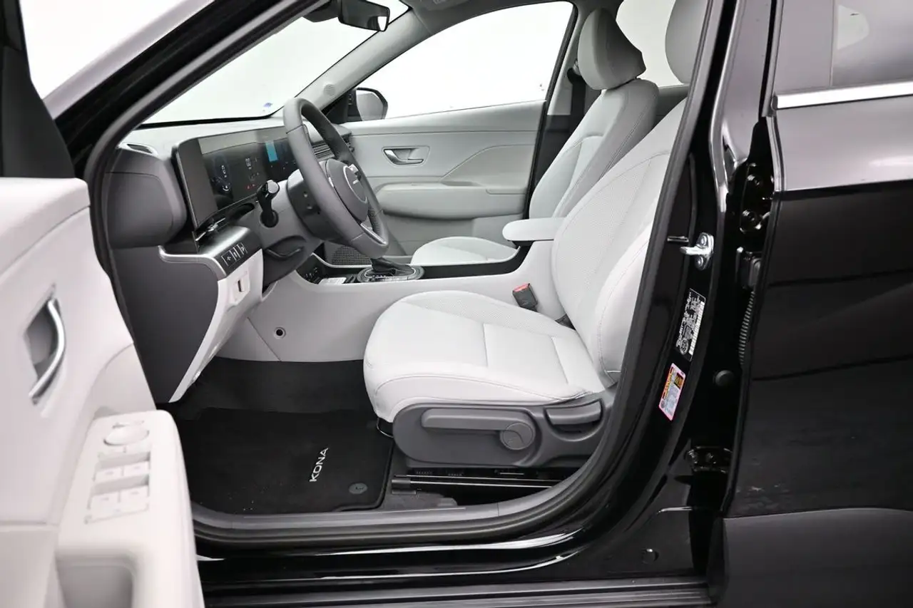 Hyundai KONA photo Hyundai KONA