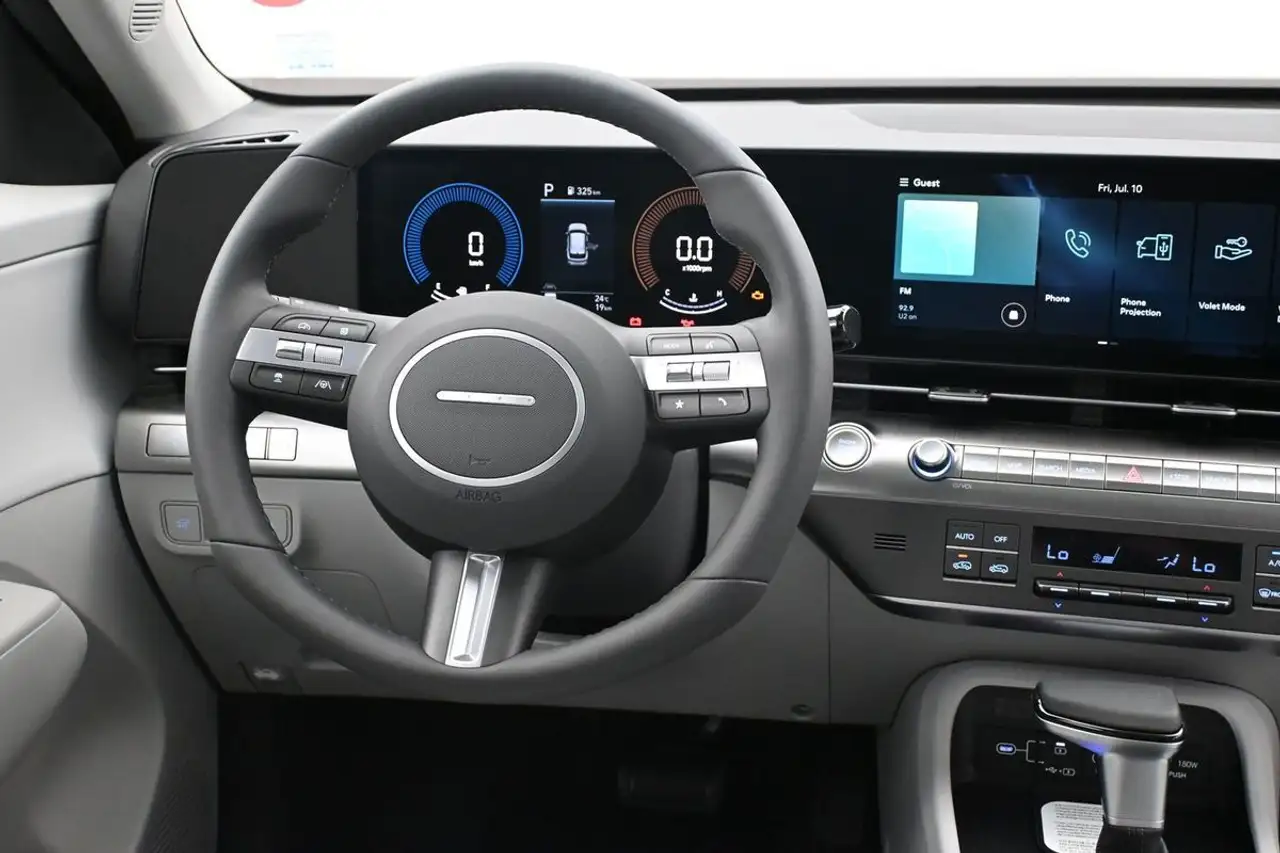 Hyundai KONA photo Hyundai KONA