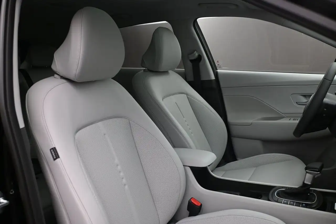 Hyundai KONA photo Hyundai KONA