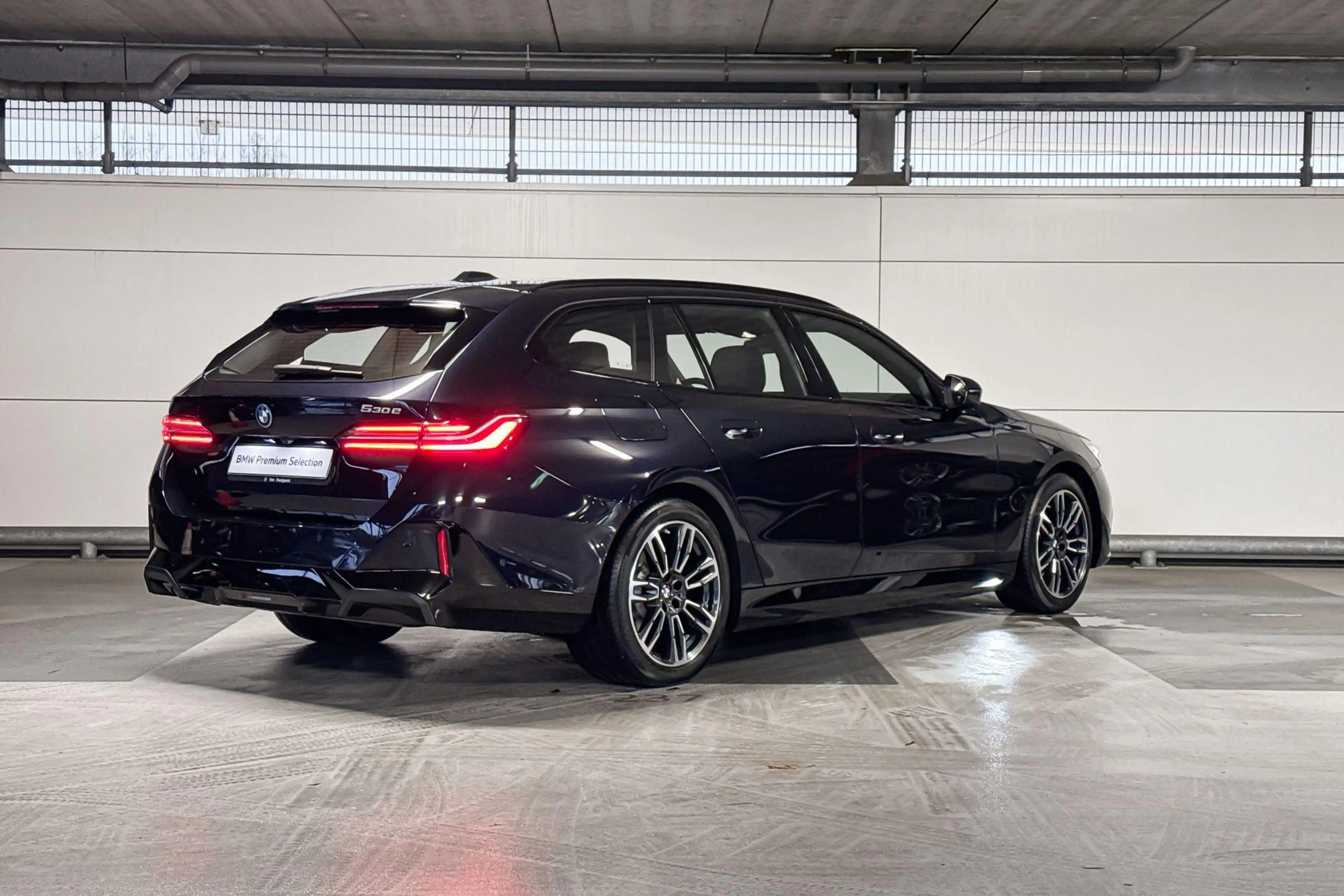 BMW 530 5 Serie Touring 530e M Sport | Panoramadak | Trekh — photo 6
