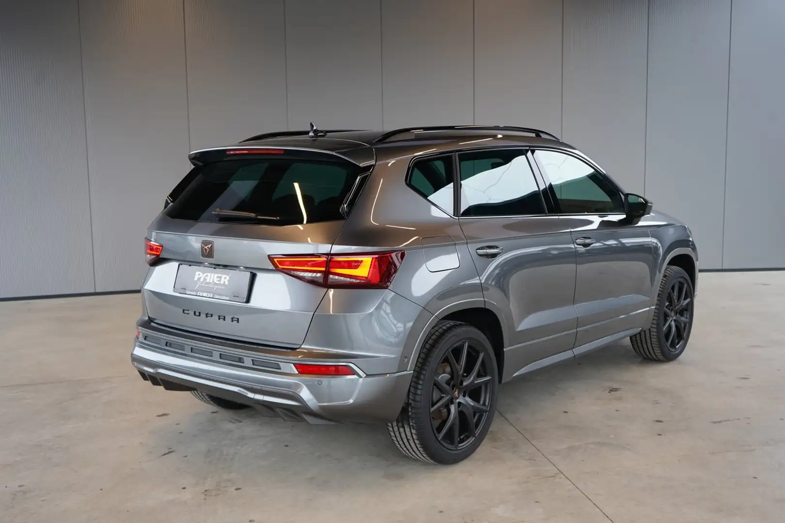 CUPRA Ateca 2.0 TSI DSG 4Drive 190 Grau - 2