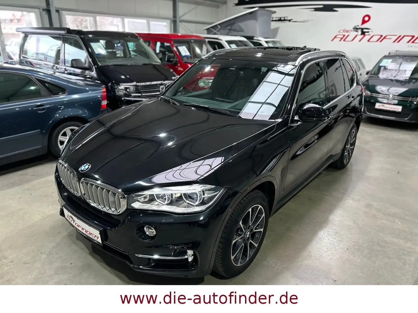 BMW X5 xDrive50i LED,ACC,H&K,Soft,Pano,Standh,Headup Schwarz - 2
