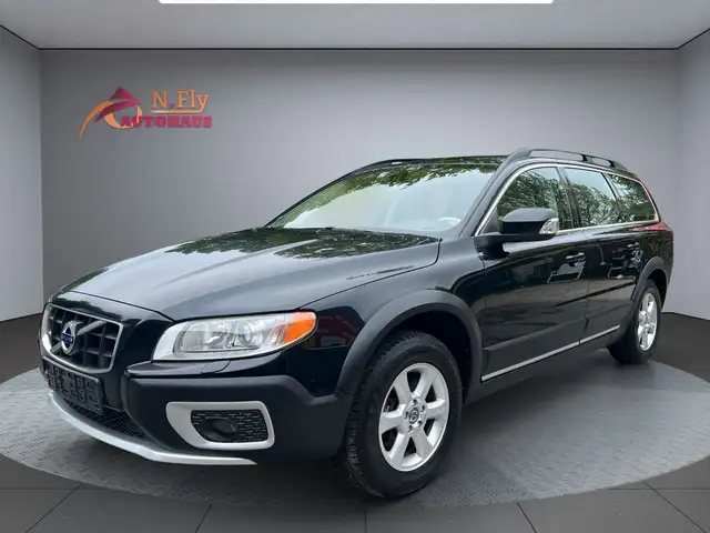 Volvo XC70 Momentum Autom.*SZ*AHK*2.Hand*