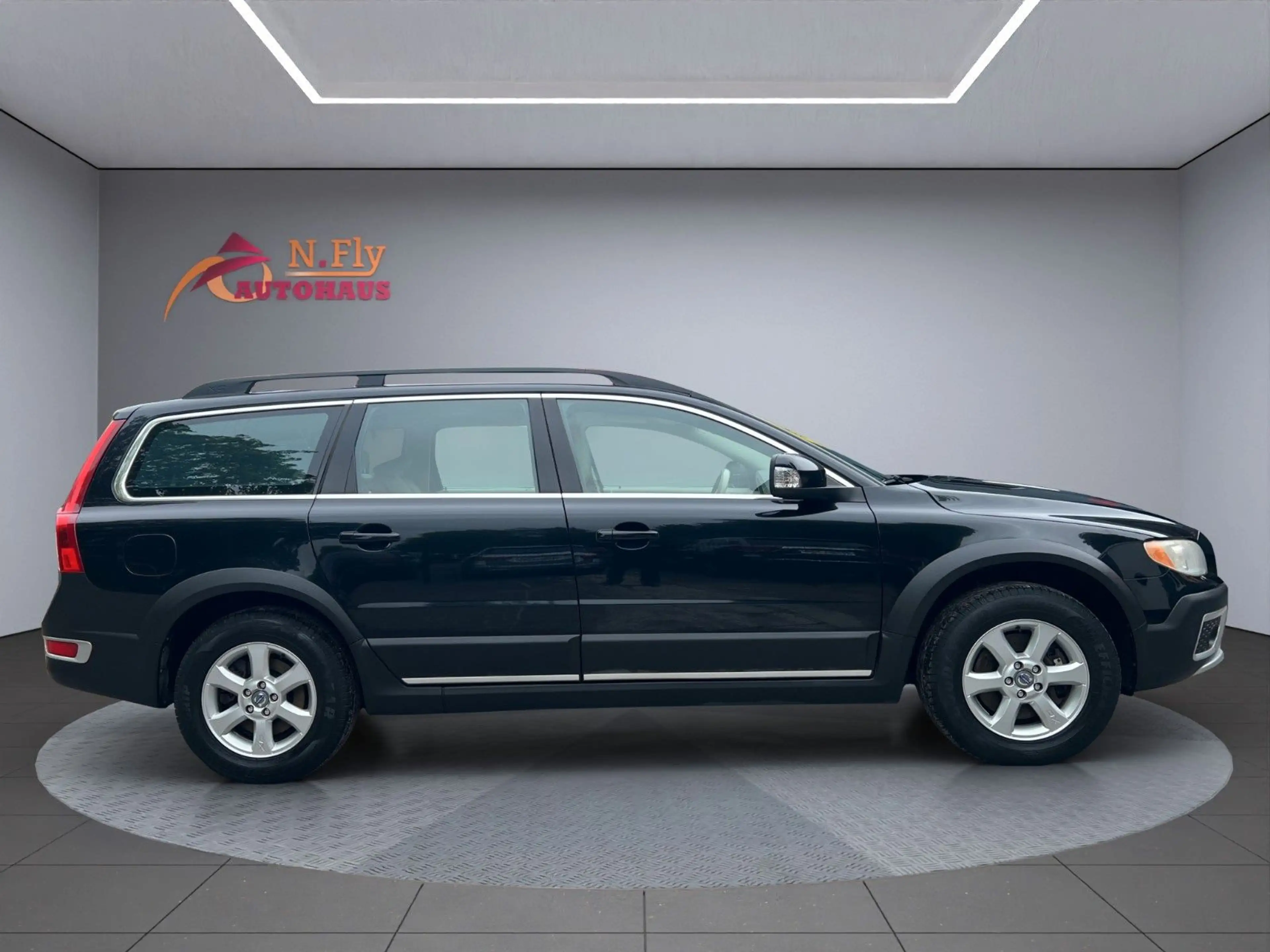 Volvo XC70 Momentum Autom.*SZ*AHK*2.Hand* — photo 6